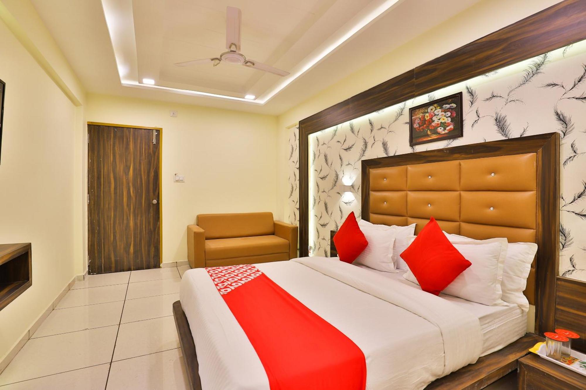 Hotel O Silver Palace Batwa ภายนอก รูปภาพ