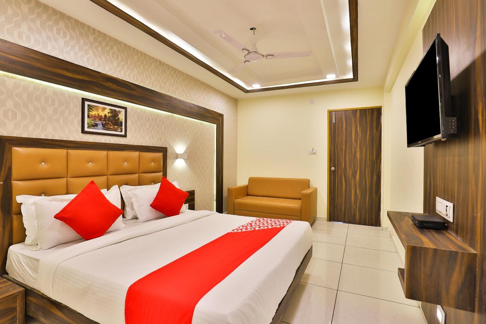 Hotel O Silver Palace Batwa ภายนอก รูปภาพ